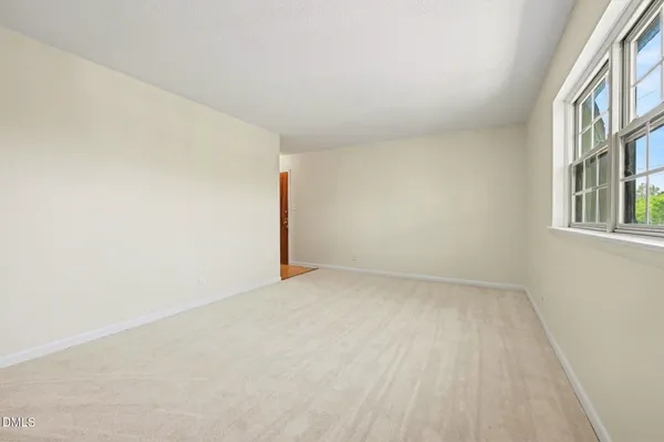 $150,000 | 501 Jones Ferry Road, Unit J9, Carrboro, NC 27510