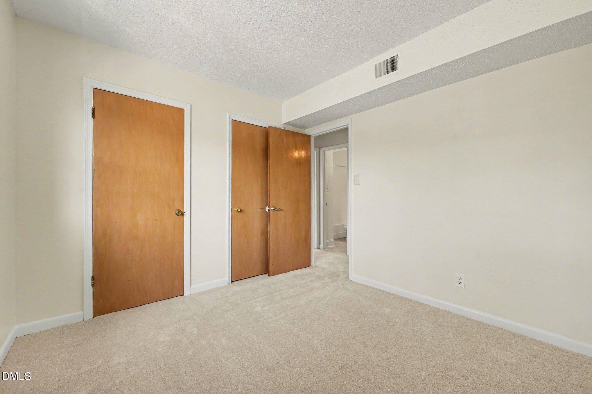 501 Jones Ferry Road, Unit J9 Carrboro, NC 27510 - Photo 12 of 22 012-501 Jones Ferry J9