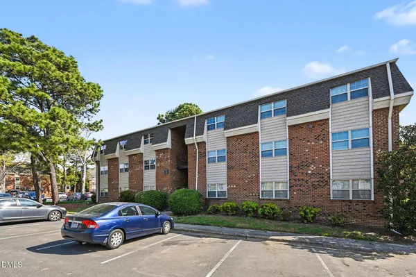 $150,000 | 501 Jones Ferry Road, Unit J9, Carrboro, NC 27510