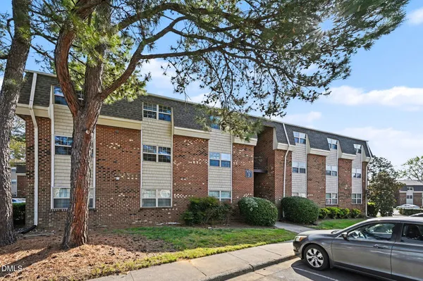 $150,000 | 501 Jones Ferry Road, Unit J9, Carrboro, NC 27510