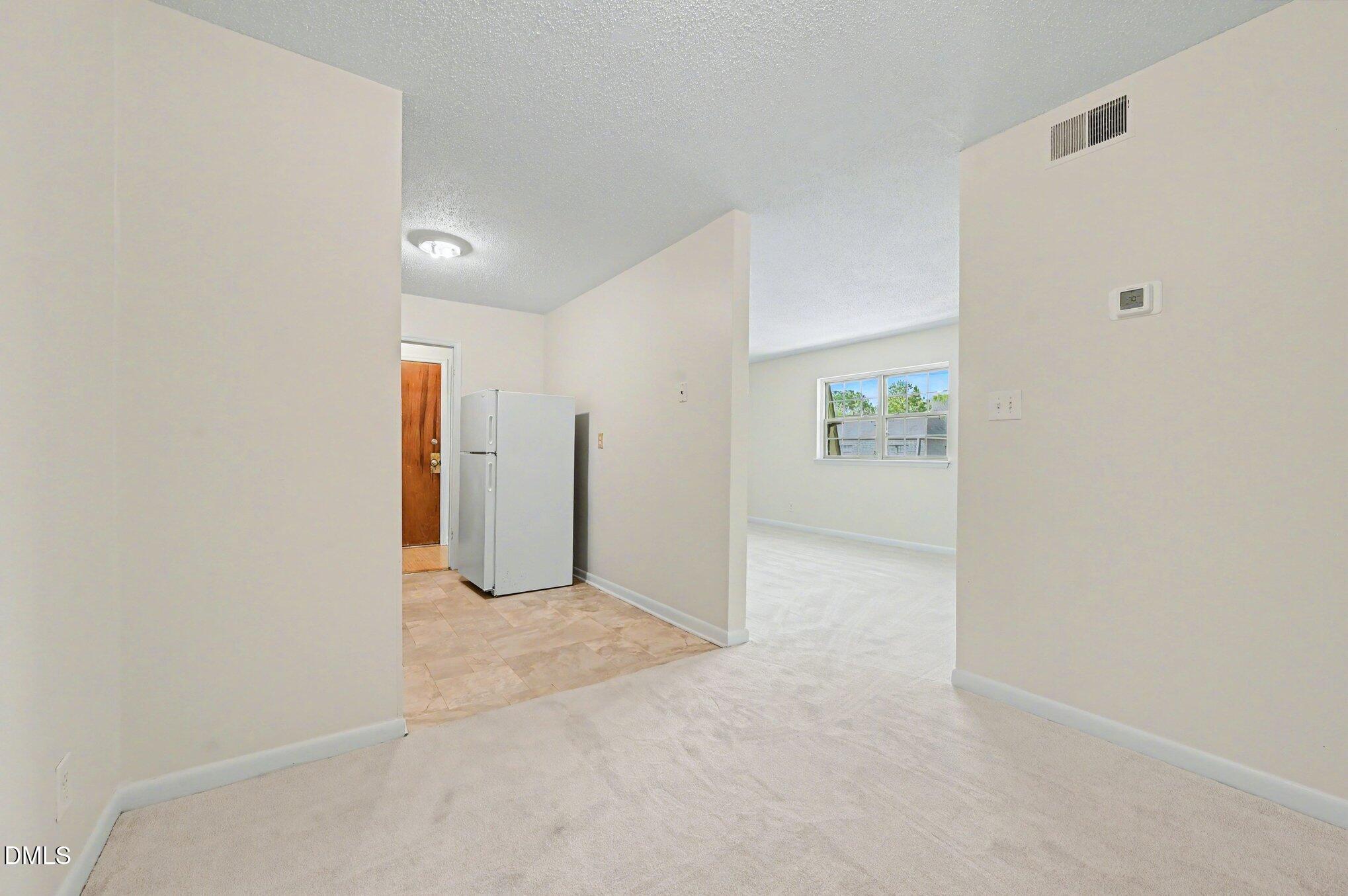 501 Jones Ferry Road, Unit J9 Carrboro, NC 27510 - Photo 7 of 22 007-501 Jones Ferry J9