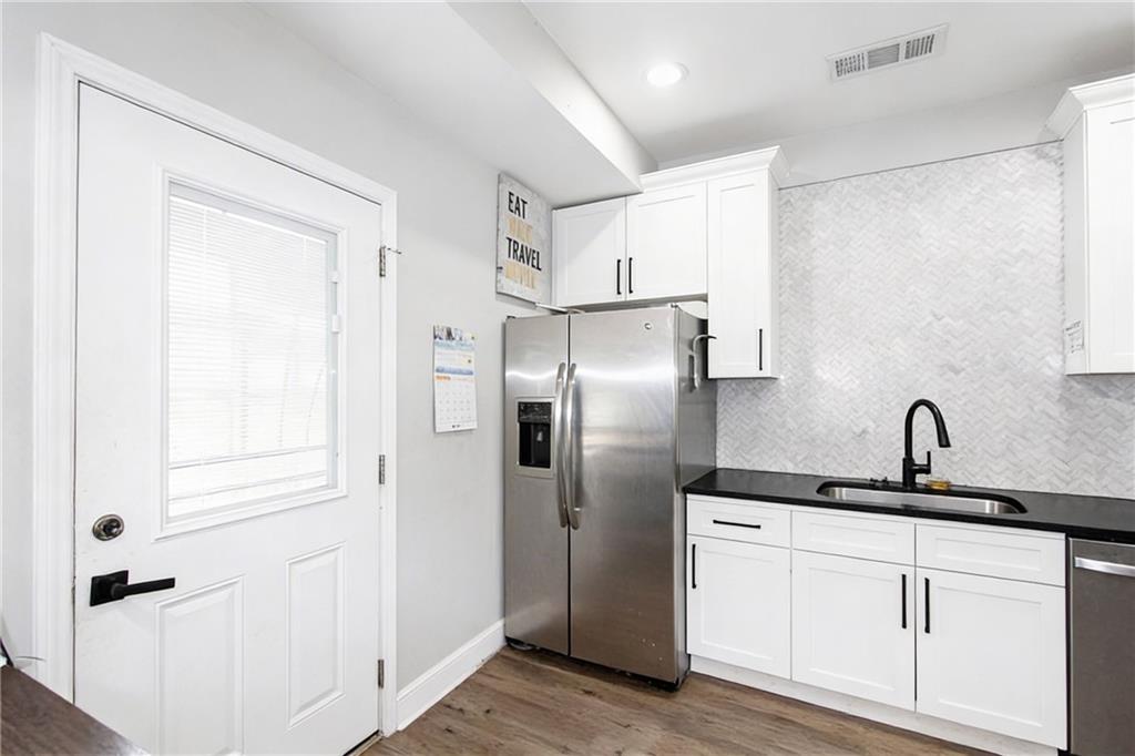 1174 Princess Avenue Southwest Atlanta, GA 30310 - Photo 6 of 33