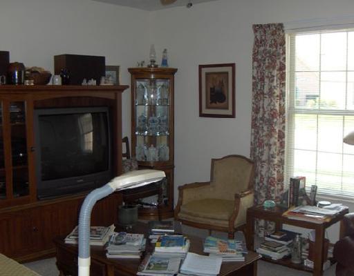778 Deerfield Trail, Unit 9 Springfield, OH 45503 - Photo 4 of 12