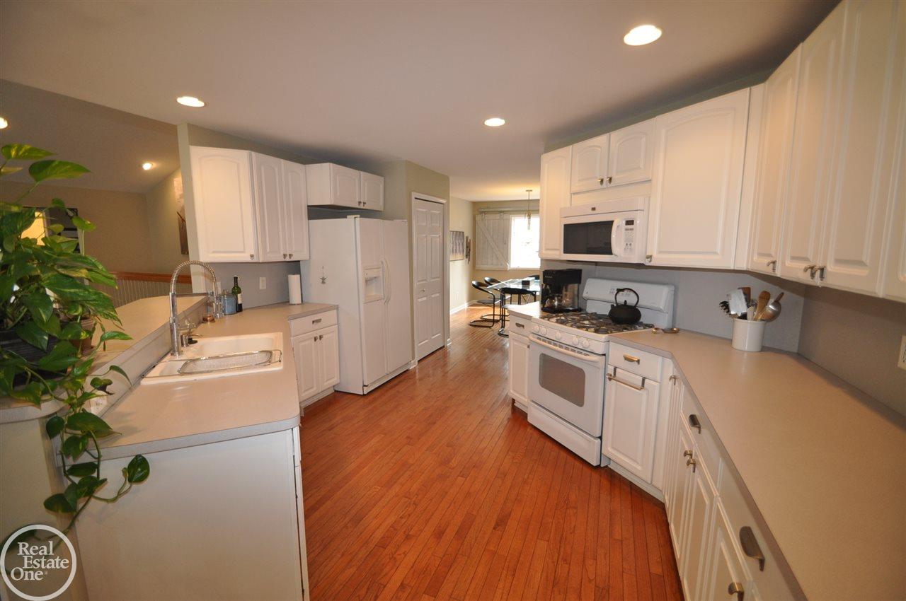 1651 North Livernois Road Rochester Hills, MI 48306 - Photo 9 of 30