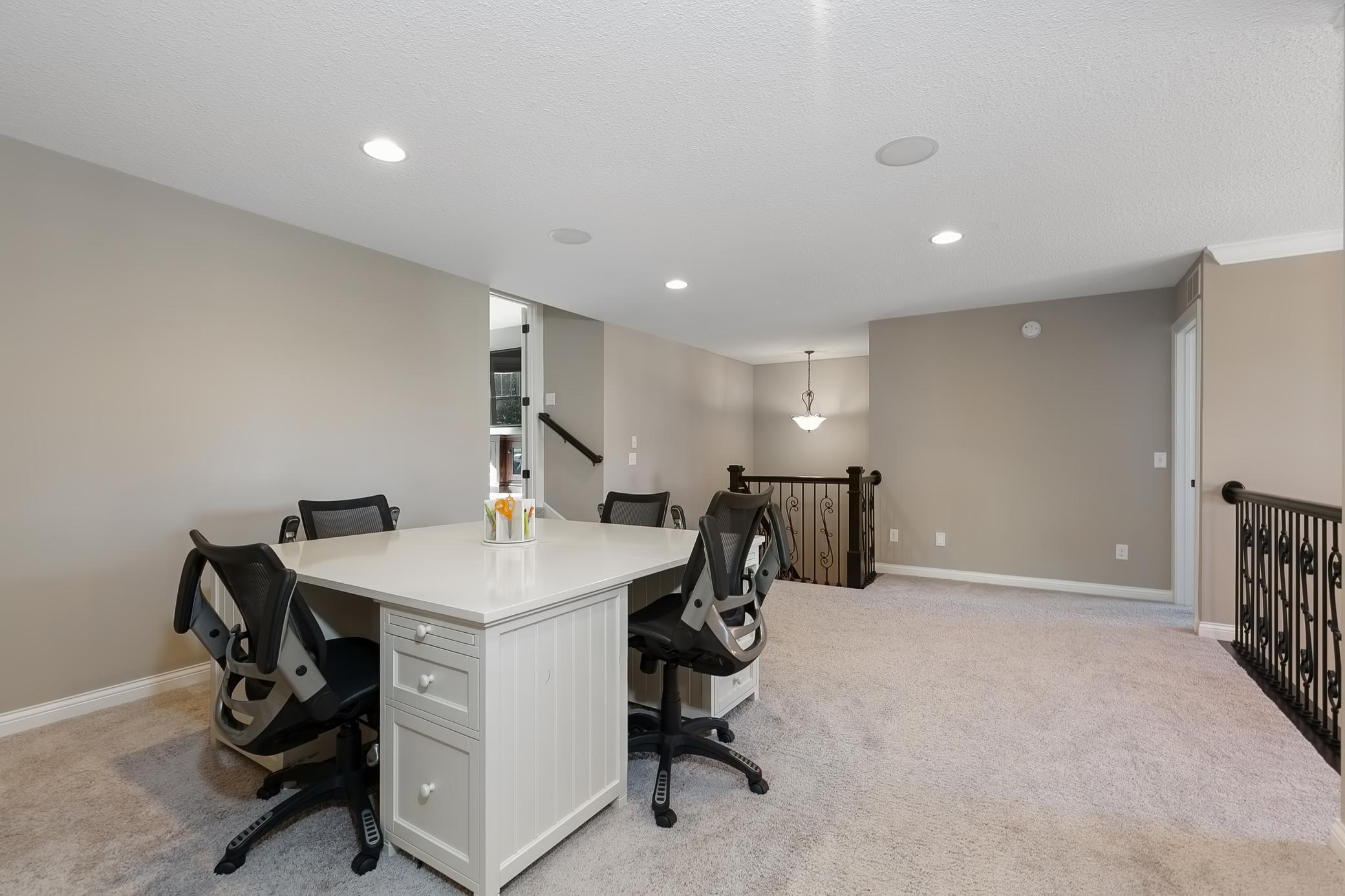 16631 Reeder Ridge Eden Prairie, MN 55347 - Photo 31 of 49 Gallery Image 31