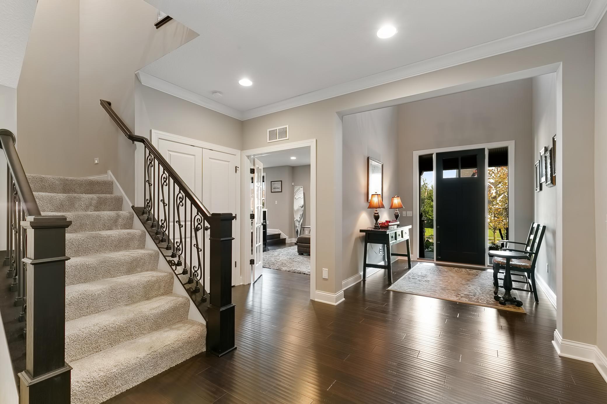 16631 Reeder Ridge Eden Prairie, MN 55347 - Photo 5 of 49 Gallery Image 5