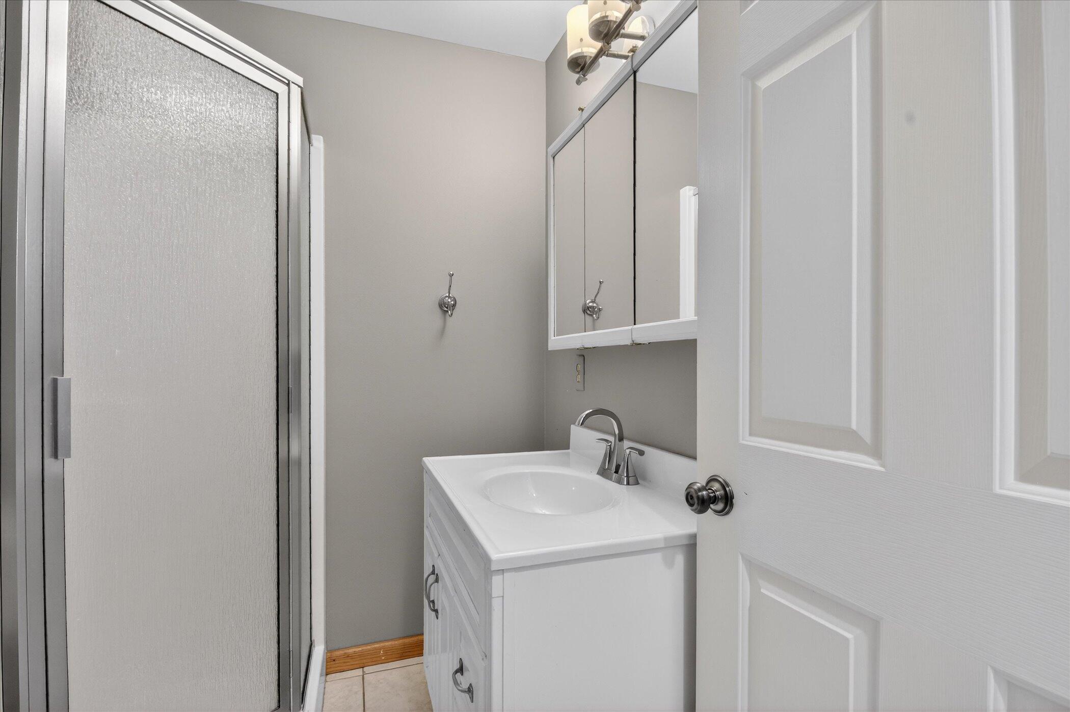 13161 Vischer Road Brooklyn, MI 49230 - Photo 44 of 61 44-13161-Vischer-Rd-Windowstill