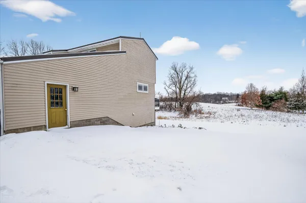 $415,000 | 13161 Vischer Road, Brooklyn, MI 49230