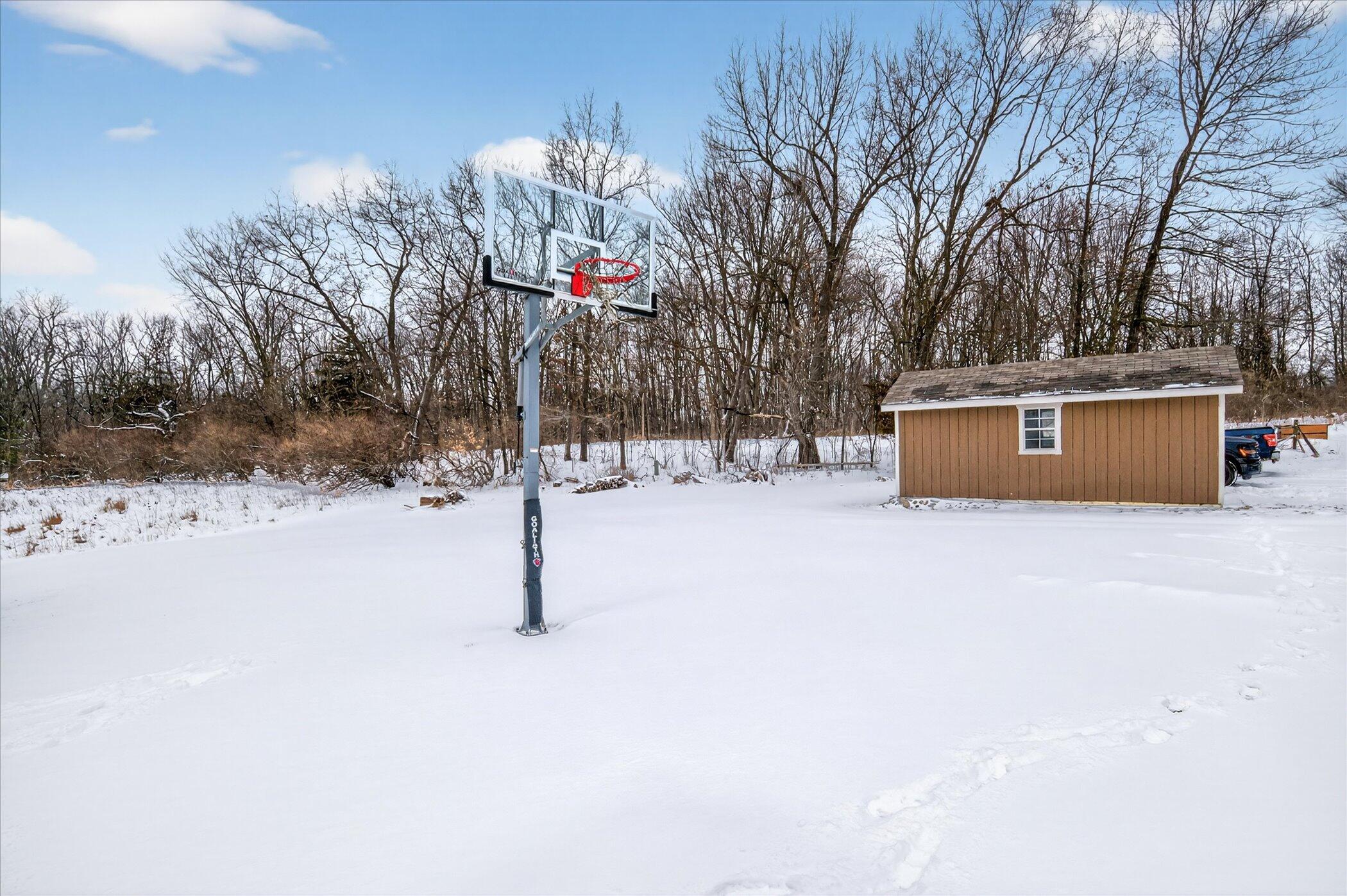 13161 Vischer Road Brooklyn, MI 49230 - Photo 59 of 61 59-13161-Vischer-Rd-Windowstill
