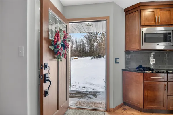 $415,000 | 13161 Vischer Road, Brooklyn, MI 49230