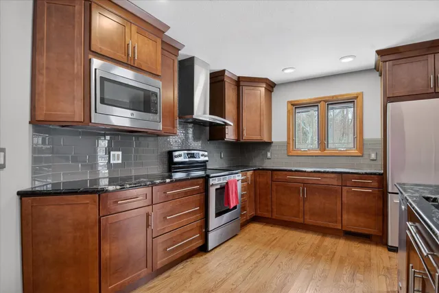 $415,000 | 13161 Vischer Road, Brooklyn, MI 49230