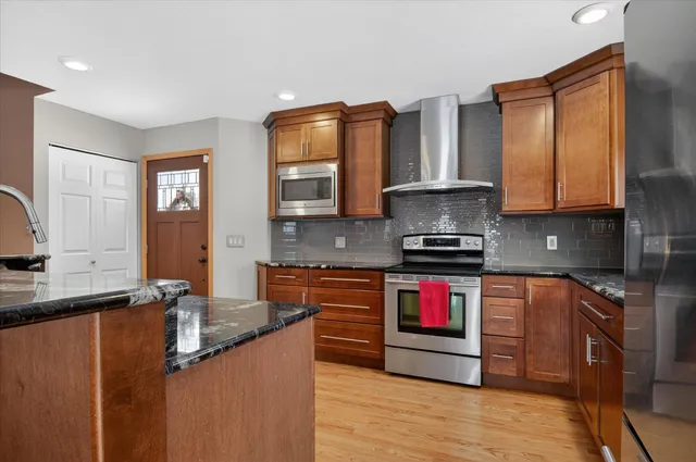 $415,000 | 13161 Vischer Road, Brooklyn, MI 49230