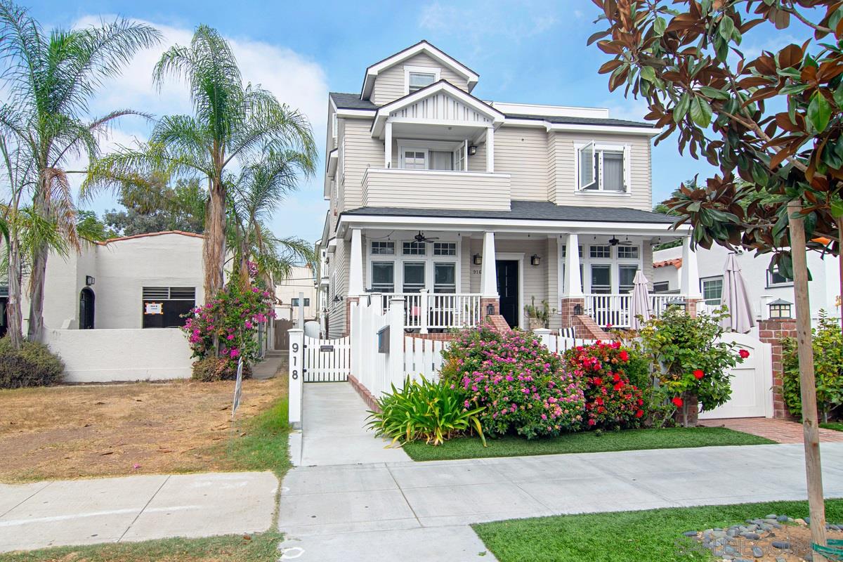 918 D Avenue Coronado, CA 92118 - Photo 41 of 41 front view of a house with a yard
