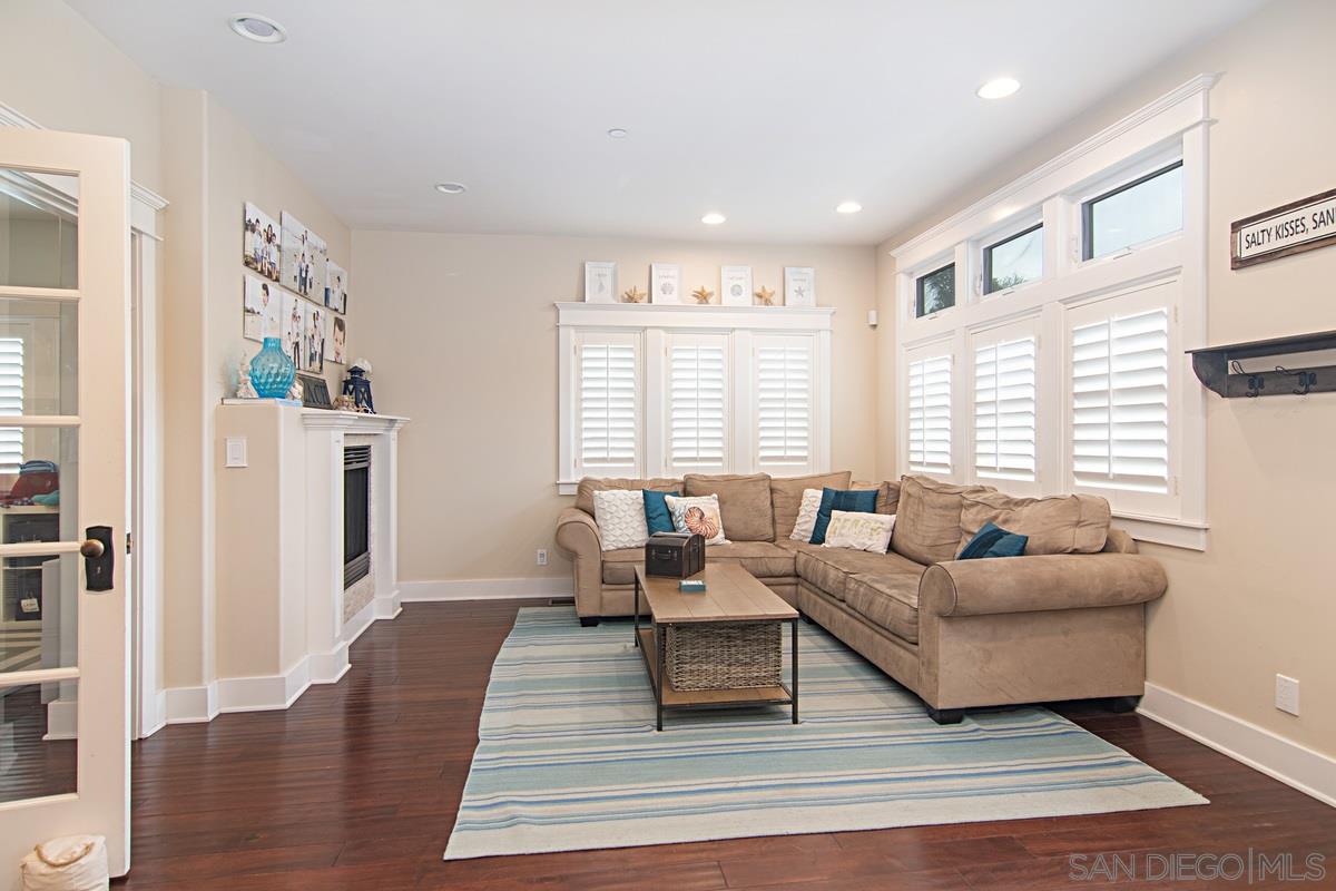 918 D Avenue Coronado, CA 92118 - Photo 6 of 41 a living room with furniture and a window
