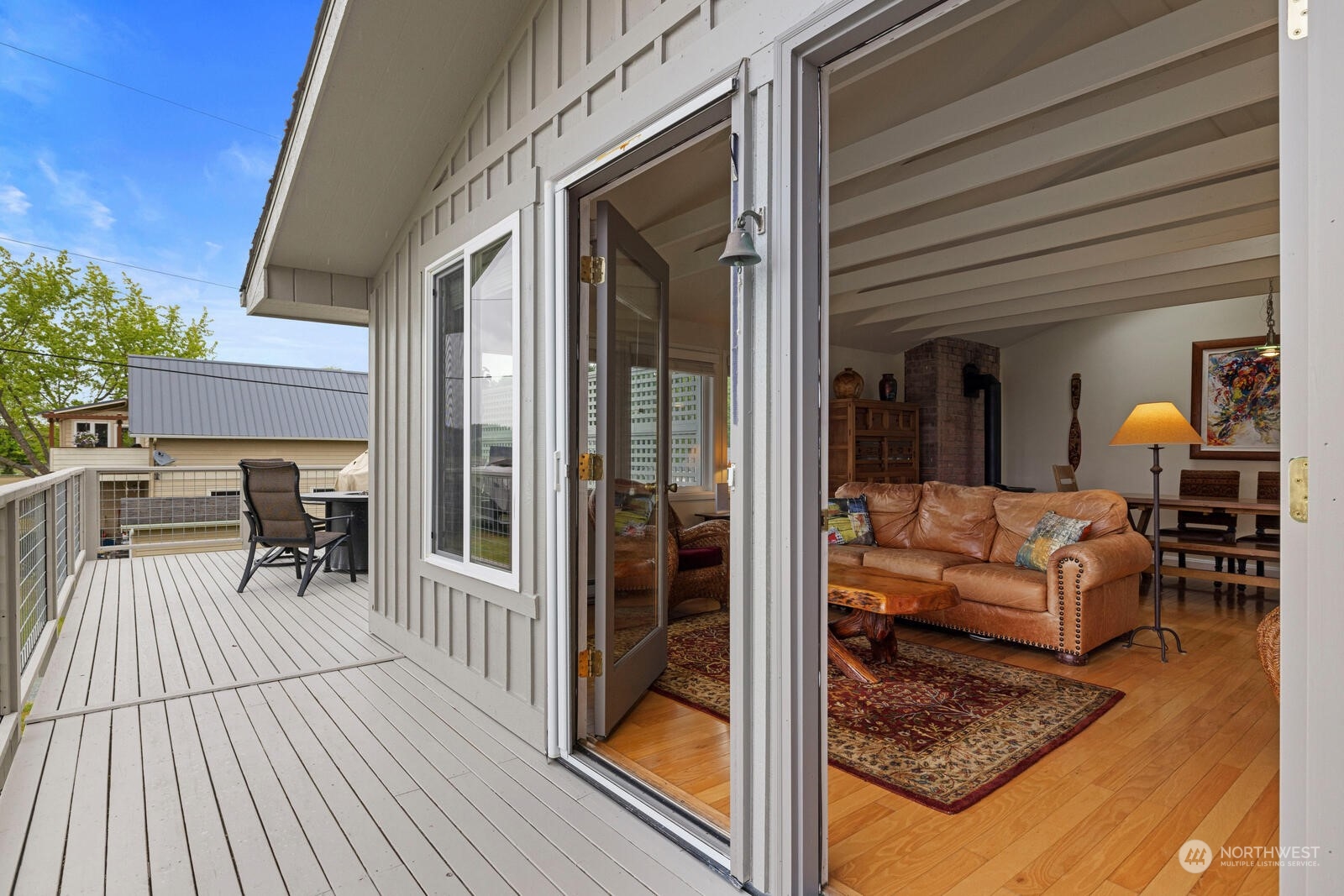 7524 Maxwelton Road Clinton, WA 98236 - Photo 10 of 30 a view of living room and livingroom with furniture
