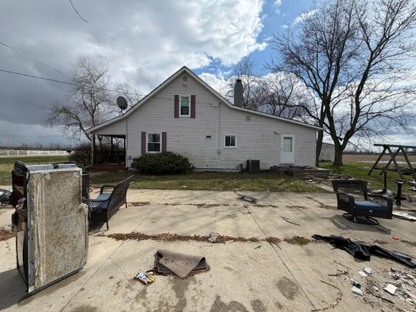 $140,000 | 104 North Farr Street, Ashley, MI 48806
