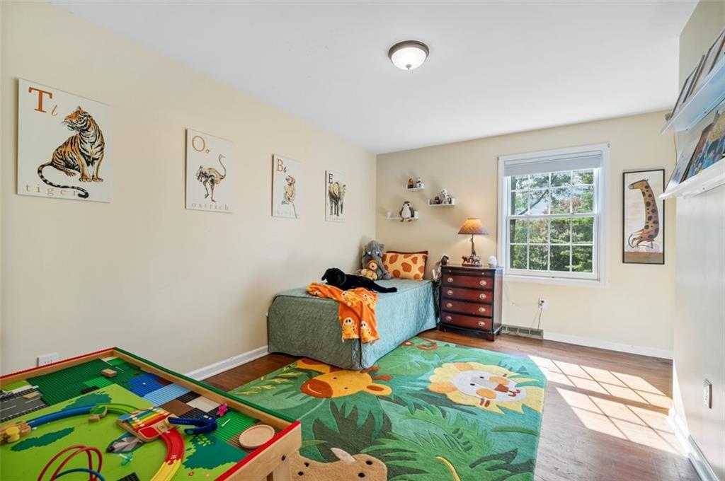 2375 Fairhill Farms Road Sewickley, PA 15143 - Photo 17 of 25 a bedroom with a bed and a dresser