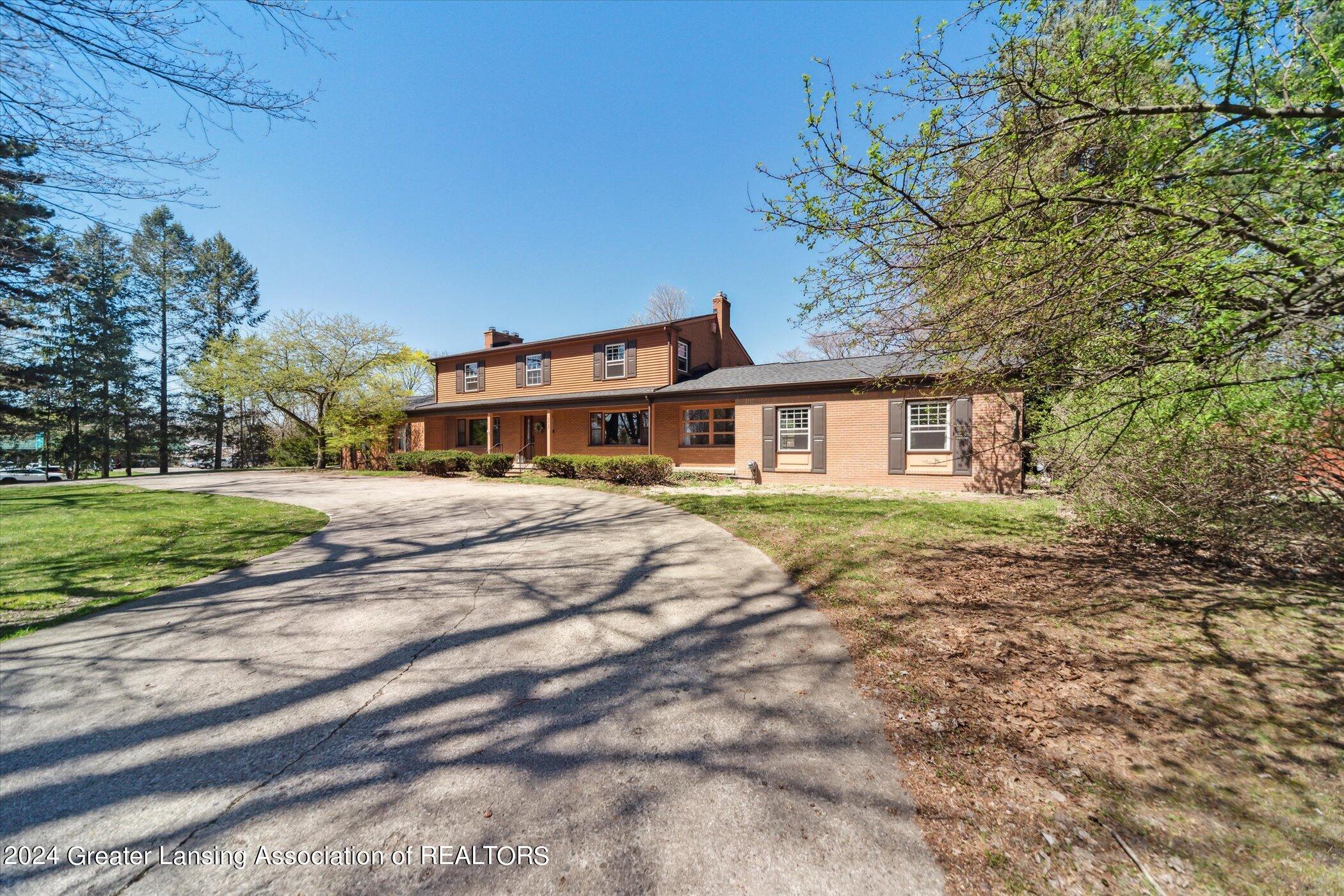 3808 West Holmes Road Lansing, MI 48911 - Photo 4 of 67 04-3808-W-Holmes-Rd-Lansing-MI-48911-Win