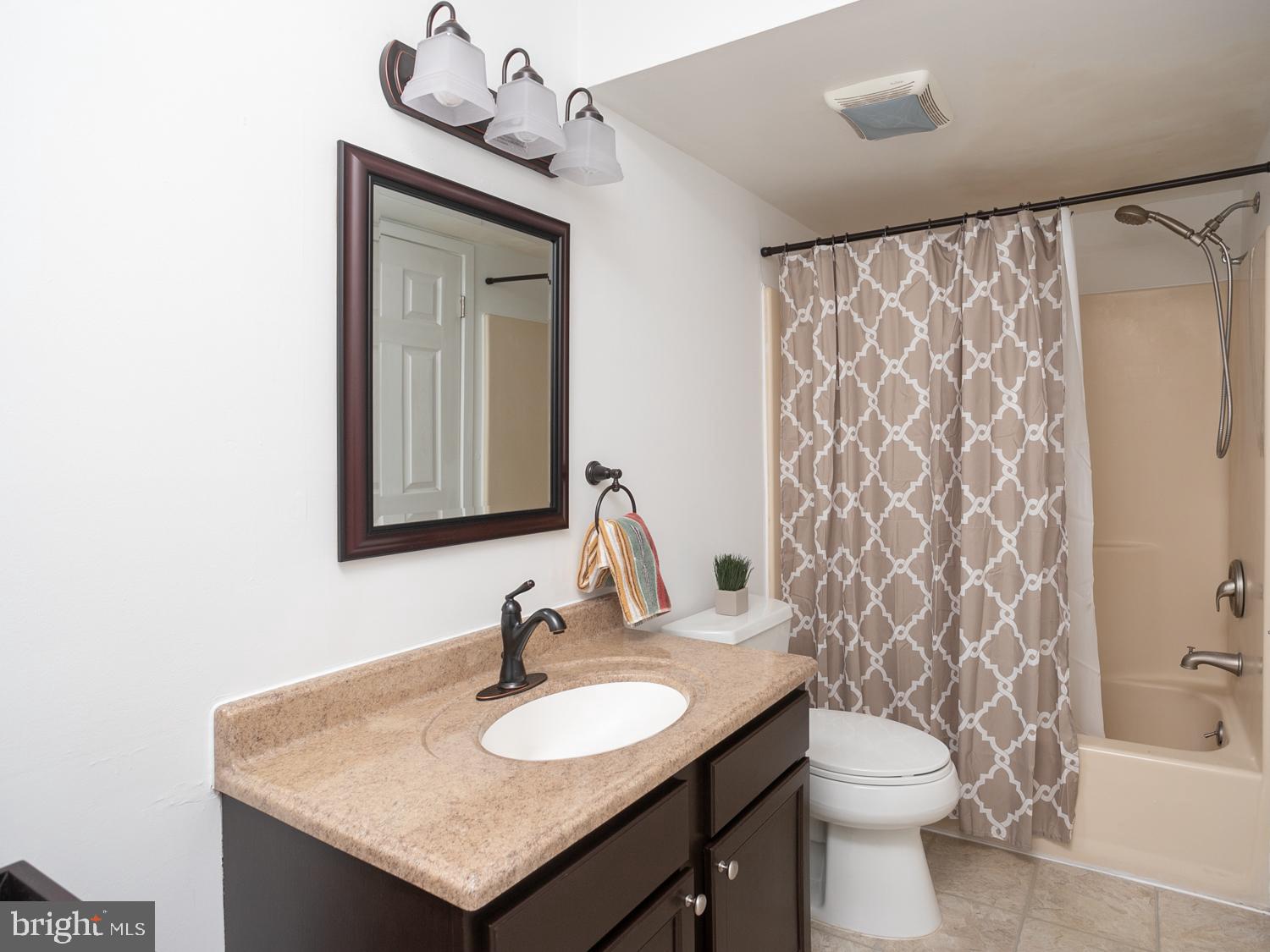 806 Gregorys Way Voorhees, NJ 08043 - Photo 16 of 19