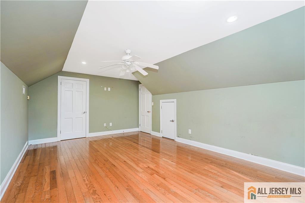 82 Milltown Road East Brunswick, NJ 08816 - Photo 27 of 45