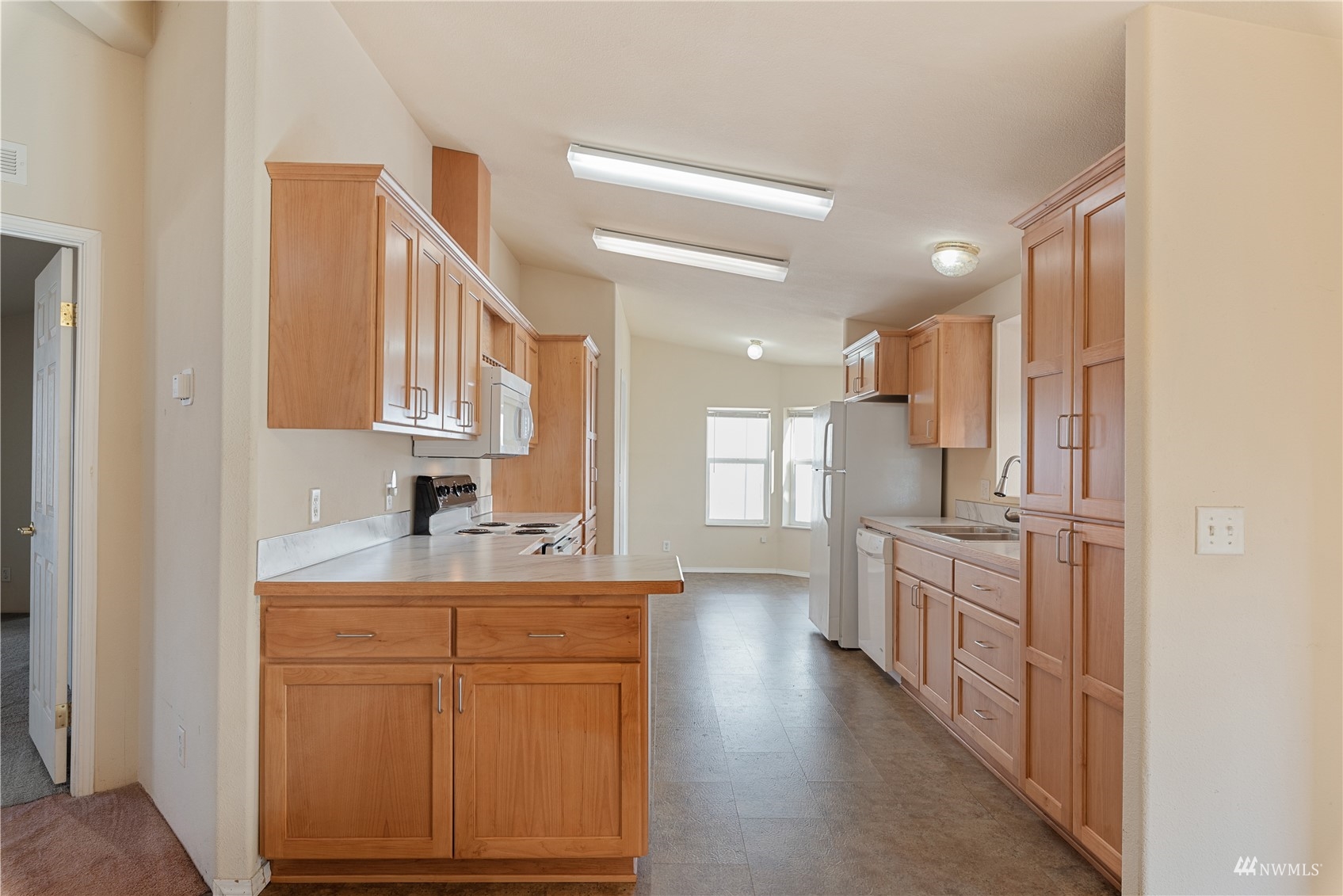 23113 East Jones Road Sedro-Woolley, WA 98284 - Photo 7 of 31 Gallery Image 7