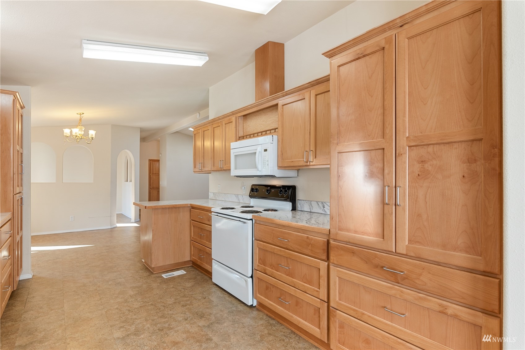23113 East Jones Road Sedro-Woolley, WA 98284 - Photo 9 of 31 Gallery Image 9