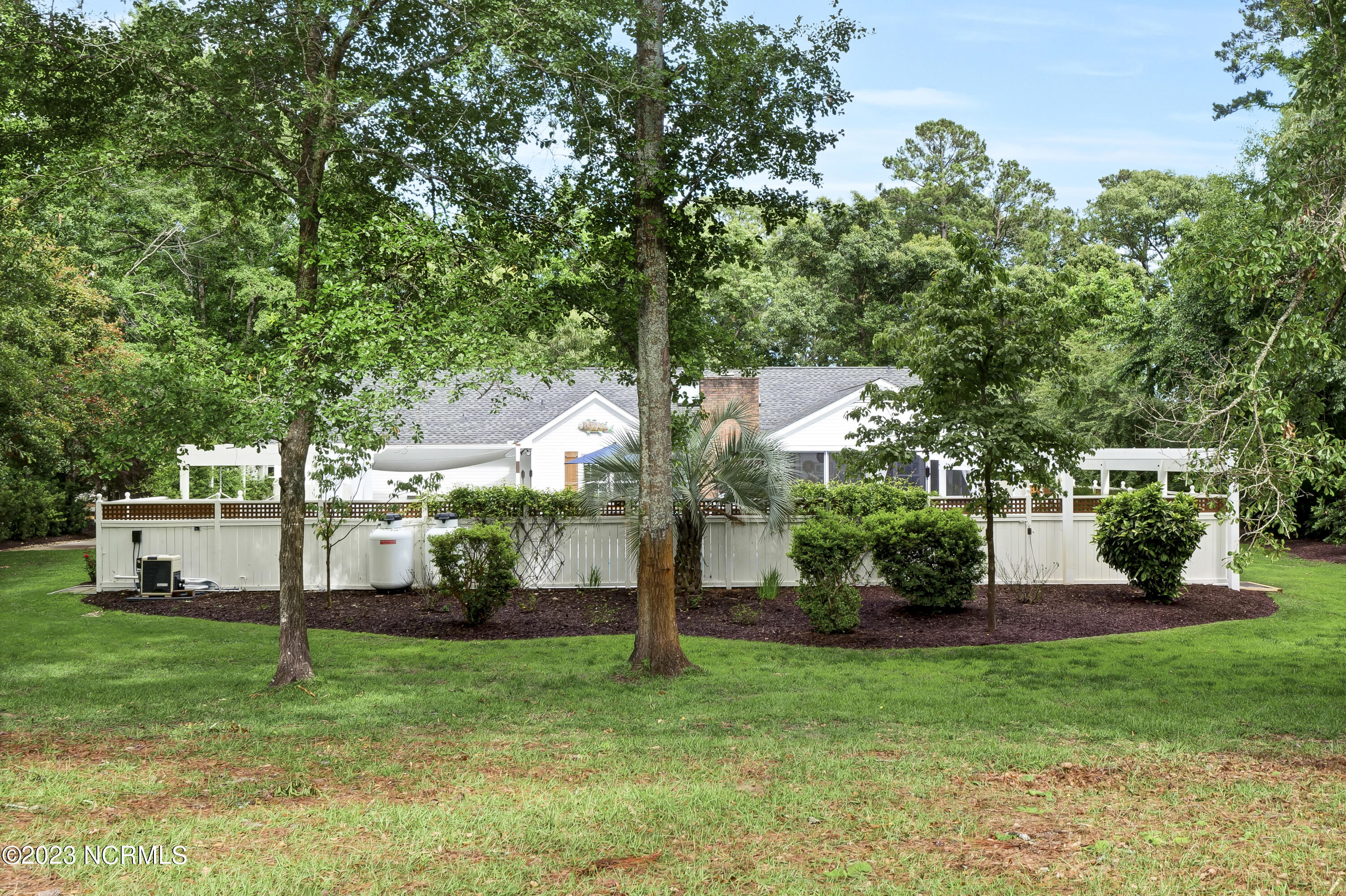 613 Ravenswood Road Hampstead, NC 28443 - Photo 36 of 46 P9966854
