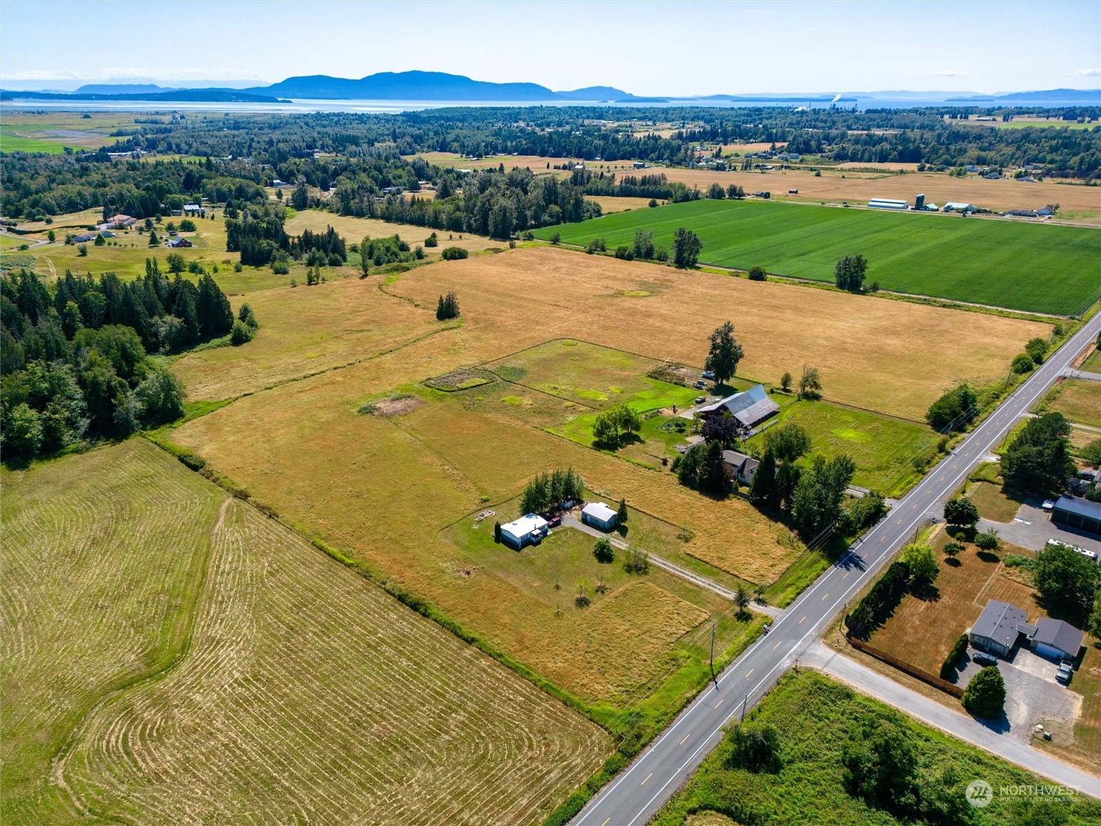 2731 Mountain View Road Ferndale, WA 98248 - Photo 9 of 12 Gallery Image 9