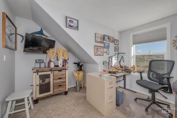 $1,100,000 | 985 Highway 95, Weiser, ID 83672