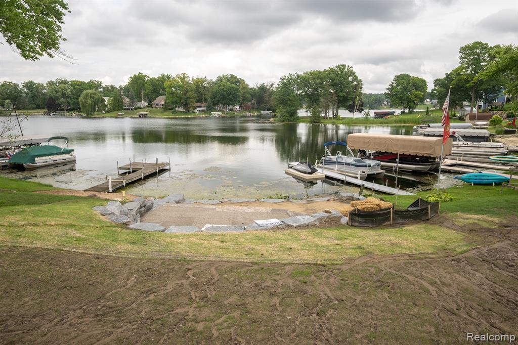 10418 King Road Davisburg, MI 48350 - Photo 18 of 62