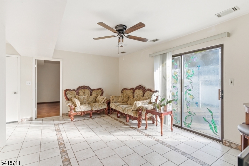 160 Stratton Street South Piscataway, NJ 08854 - Photo 26 of 32