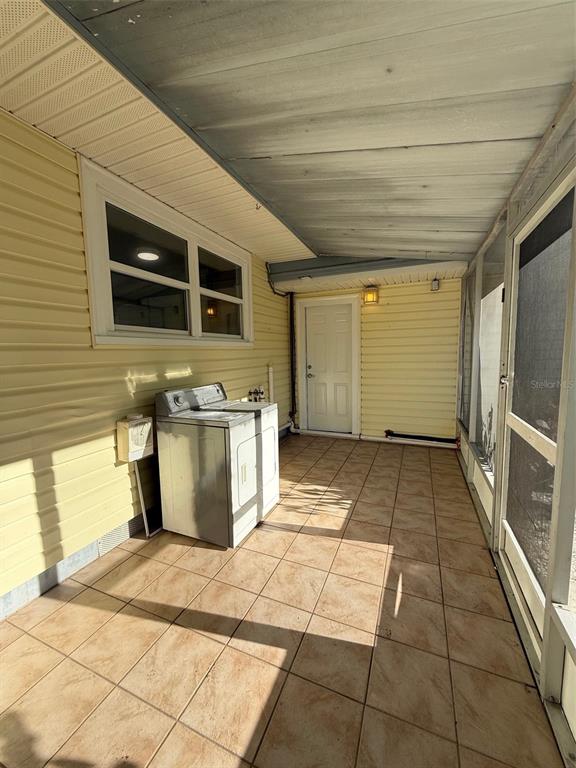 1712 Cheyenne Street Sarasota, FL 34231 - Photo 14 of 33