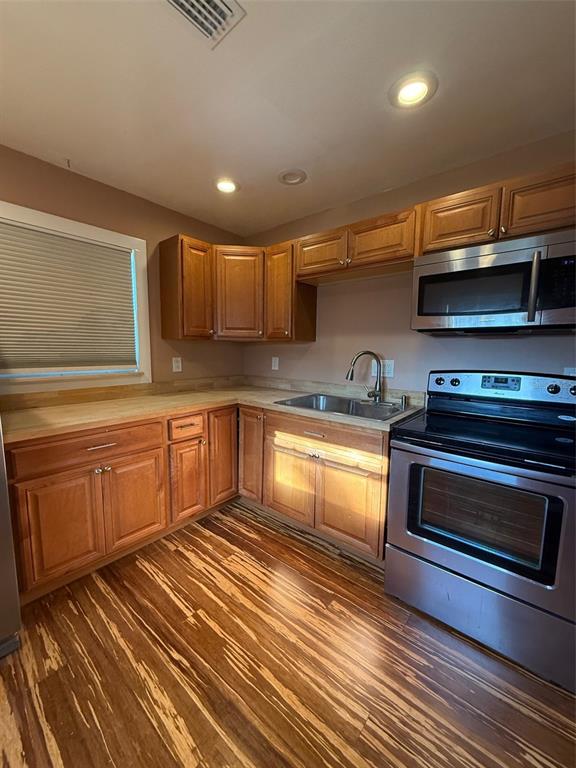 1712 Cheyenne Street Sarasota, FL 34231 - Photo 15 of 33