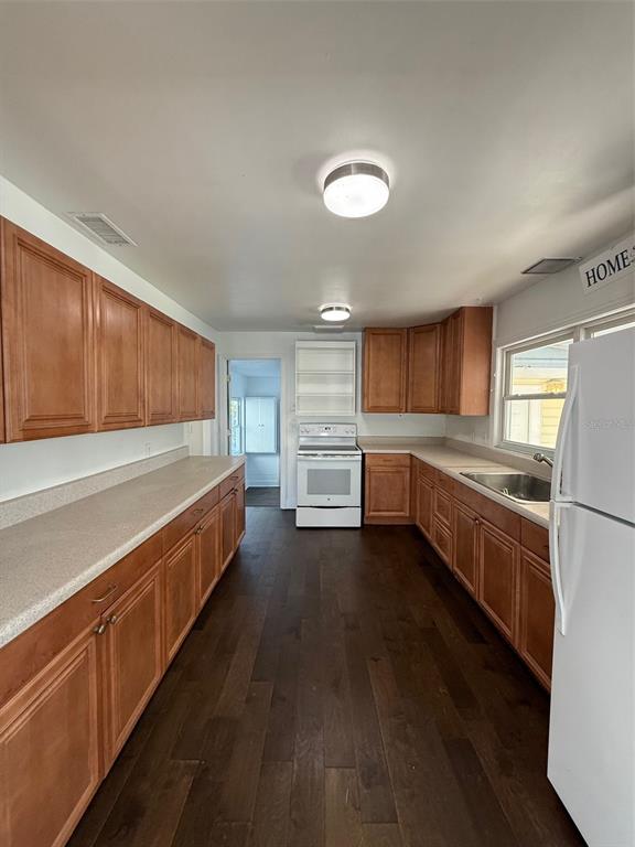 1712 Cheyenne Street Sarasota, FL 34231 - Photo 5 of 33