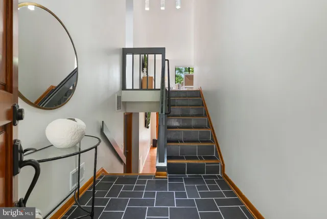 $5,000 | 39368 Longhill Lane, Aldie, VA 20105