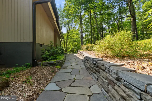 $5,000 | 39368 Longhill Lane, Aldie, VA 20105