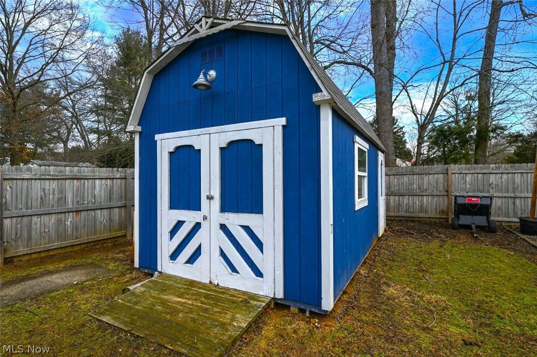 3880 Selnik Road Kent, OH 44240 - Photo 41 of 46 *LARGE SHED OUTBUILDING W/ELECTRIC ~