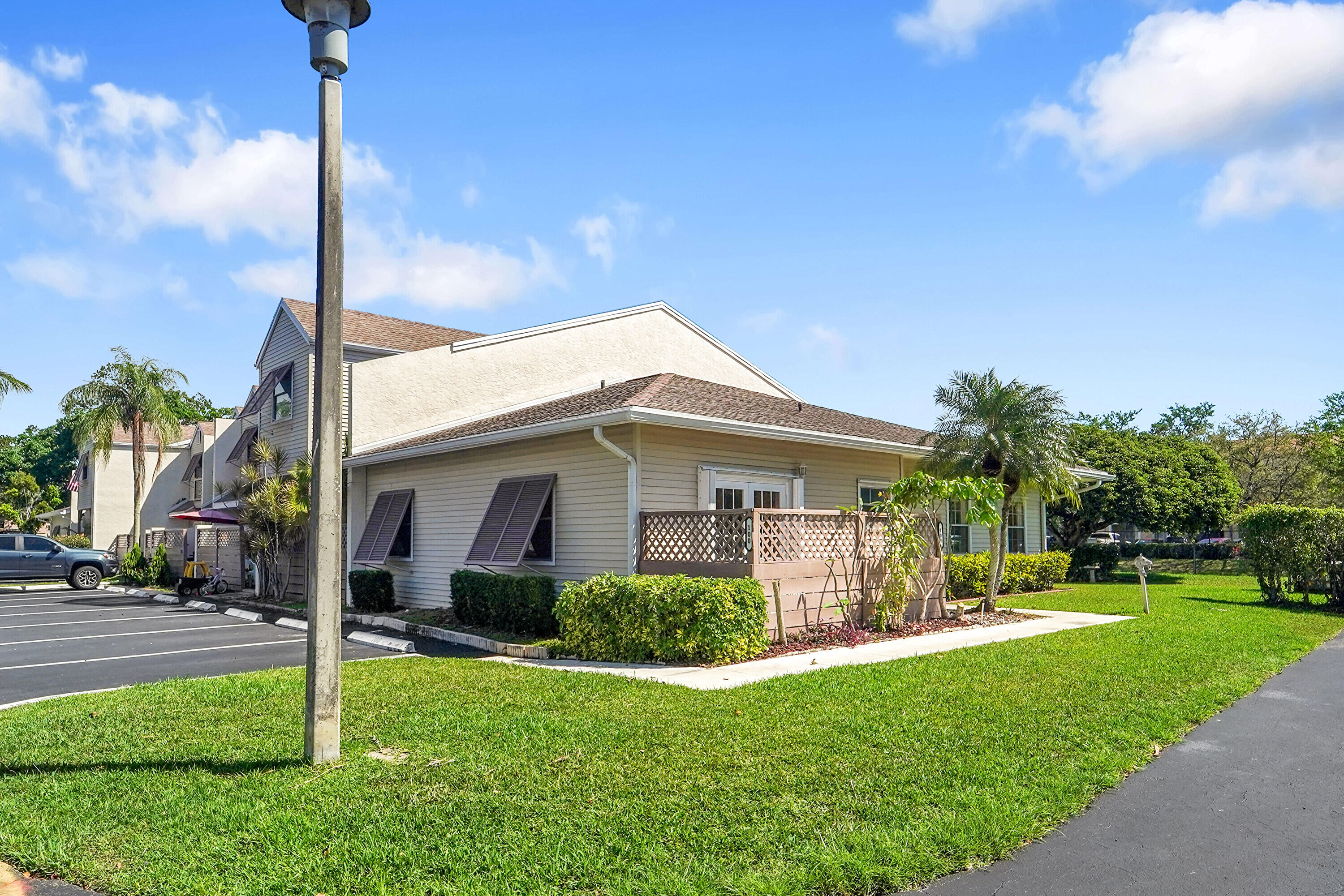 100 East Hemingway Circle Margate, FL 33063 - Photo 24 of 25 01_1 (2)