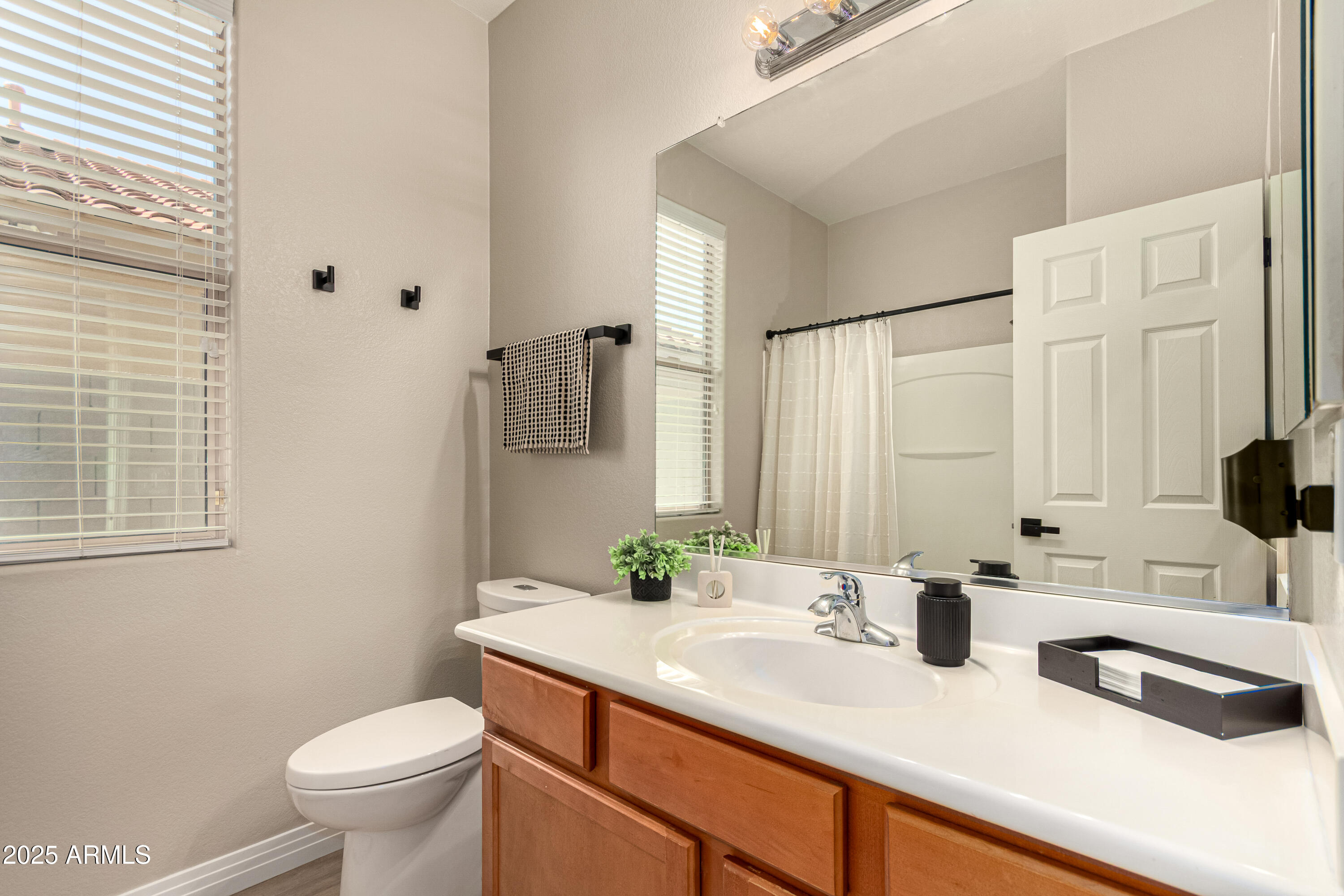 14420 West Boca Raton Road Surprise, AZ 85379 - Photo 25 of 55 Secondary bathooom