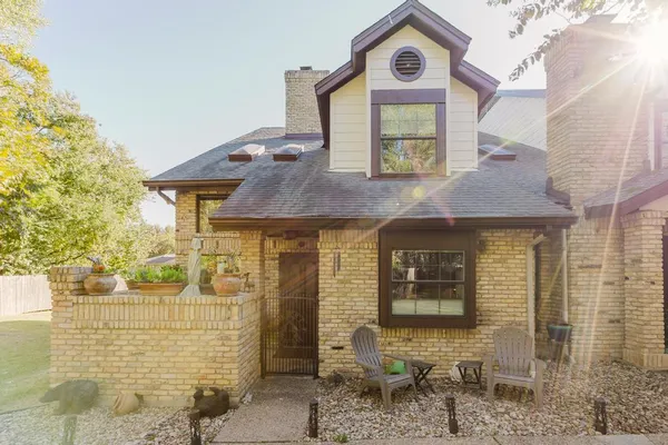 $369,900 | 10819 Crown Colony Drive, Unit 40, Austin, TX 78747