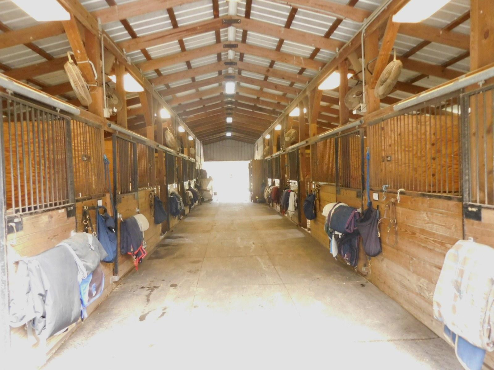 999 B Road Loxahatchee Groves, FL 33470 - Photo 5 of 29 10-Stall Barn