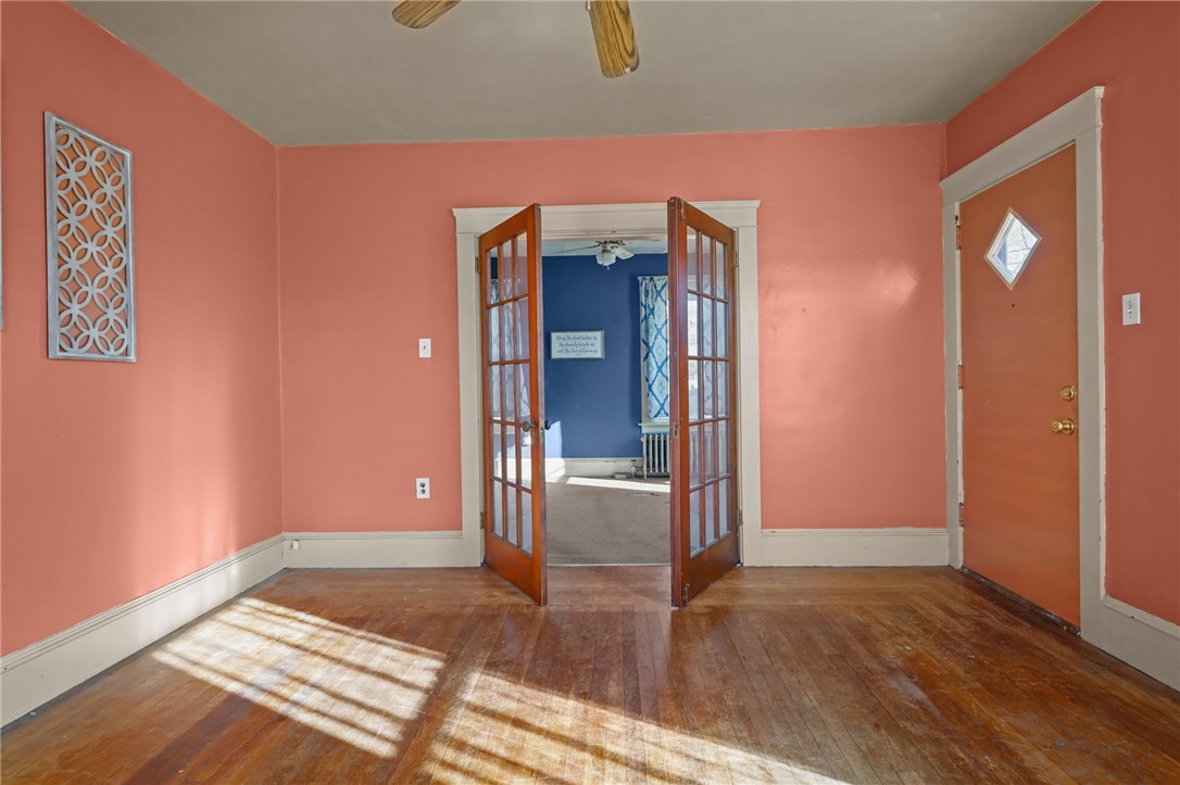 107 Wayne Street Warwick, RI 02889 - Photo 11 of 33