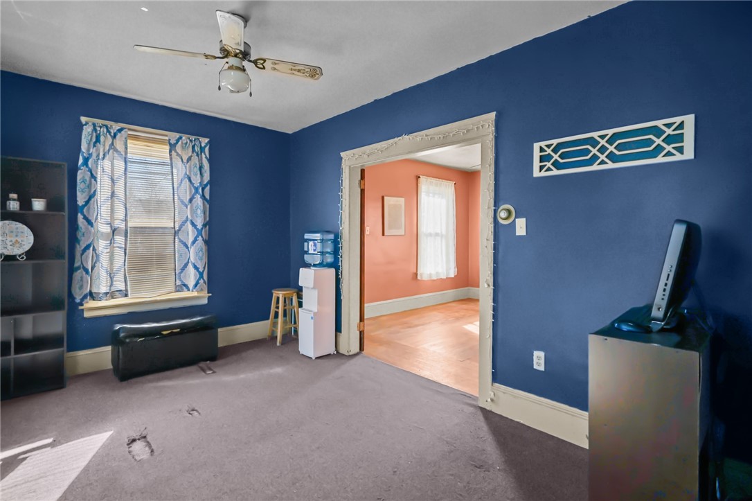 107 Wayne Street Warwick, RI 02889 - Photo 16 of 33