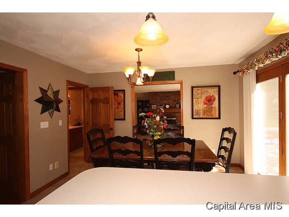 520 Missionary Ridge Drive Springfield, IL 62711 - Photo 10 of 24