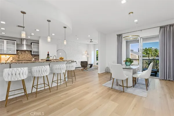 $1,298,000 | 21 Gramercy, Unit 220, Irvine, CA 92612