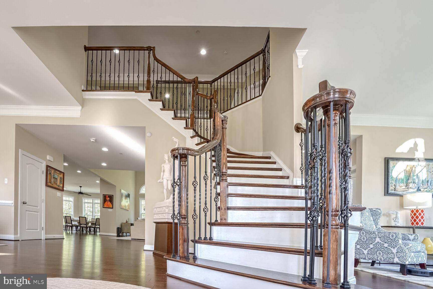 800 Lower Barn Way Olney, MD 20832 - Photo 4 of 45 a view of entryway and hall with wooden floor