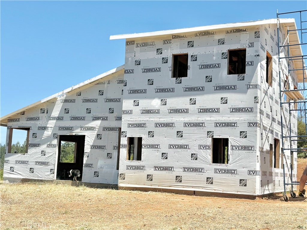 6756 Rancho Oaks Road Magalia, CA 95954 - Photo 3 of 34 a view of a white building