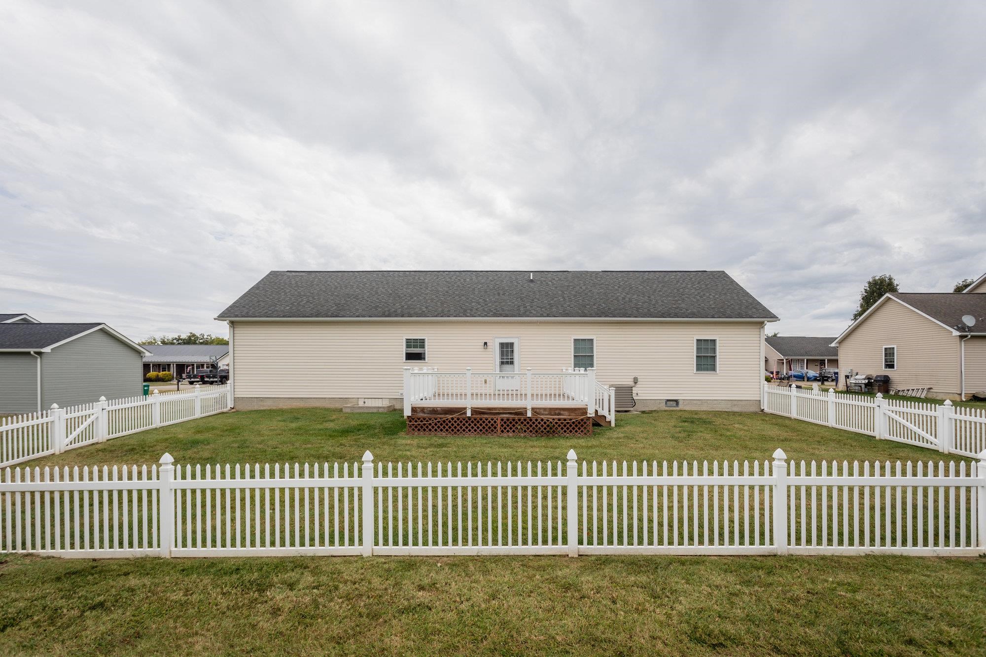 490 Leola Loop Stanley, VA 22851 - Photo 36 of 44 a front view of a house with a garden