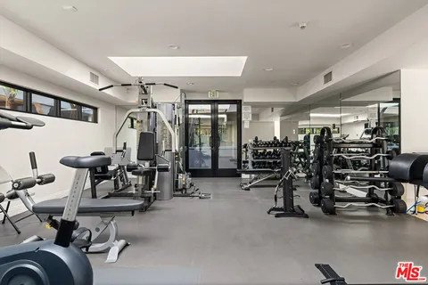 $975,000 | 8238 West Manchester Avenue, Unit 108, Playa del Rey, CA 90293