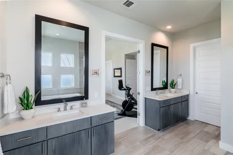 $550,000 | 6025 Seville Drive, Austin, TX 78724